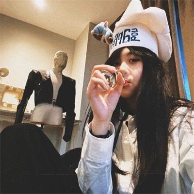 恋爱中的蝎子